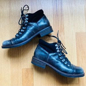 Kensie Sissel vintage ankle hiker hiking boot